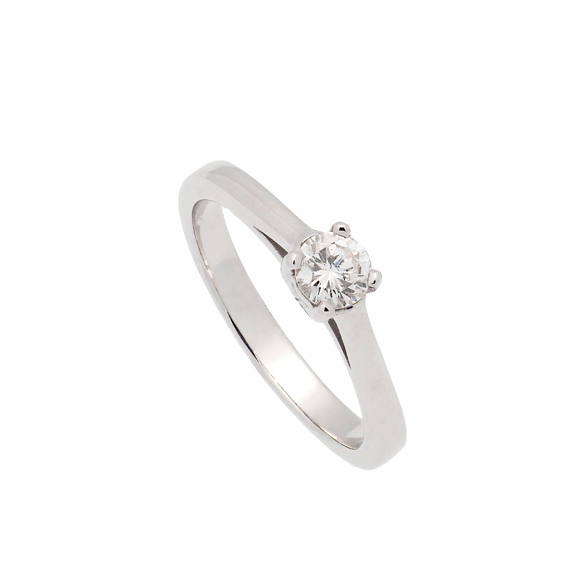 Solitario con diamante en oro blanco