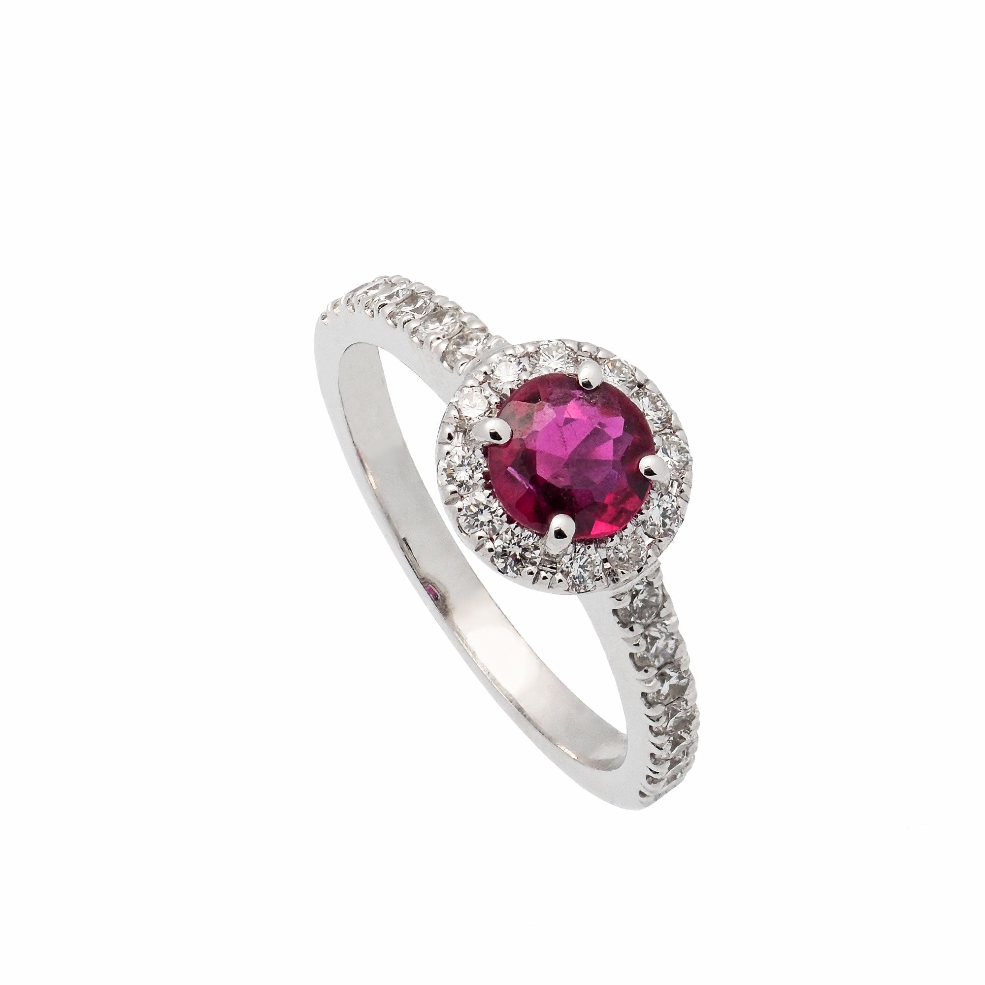 Sortija con rubí y diamantes