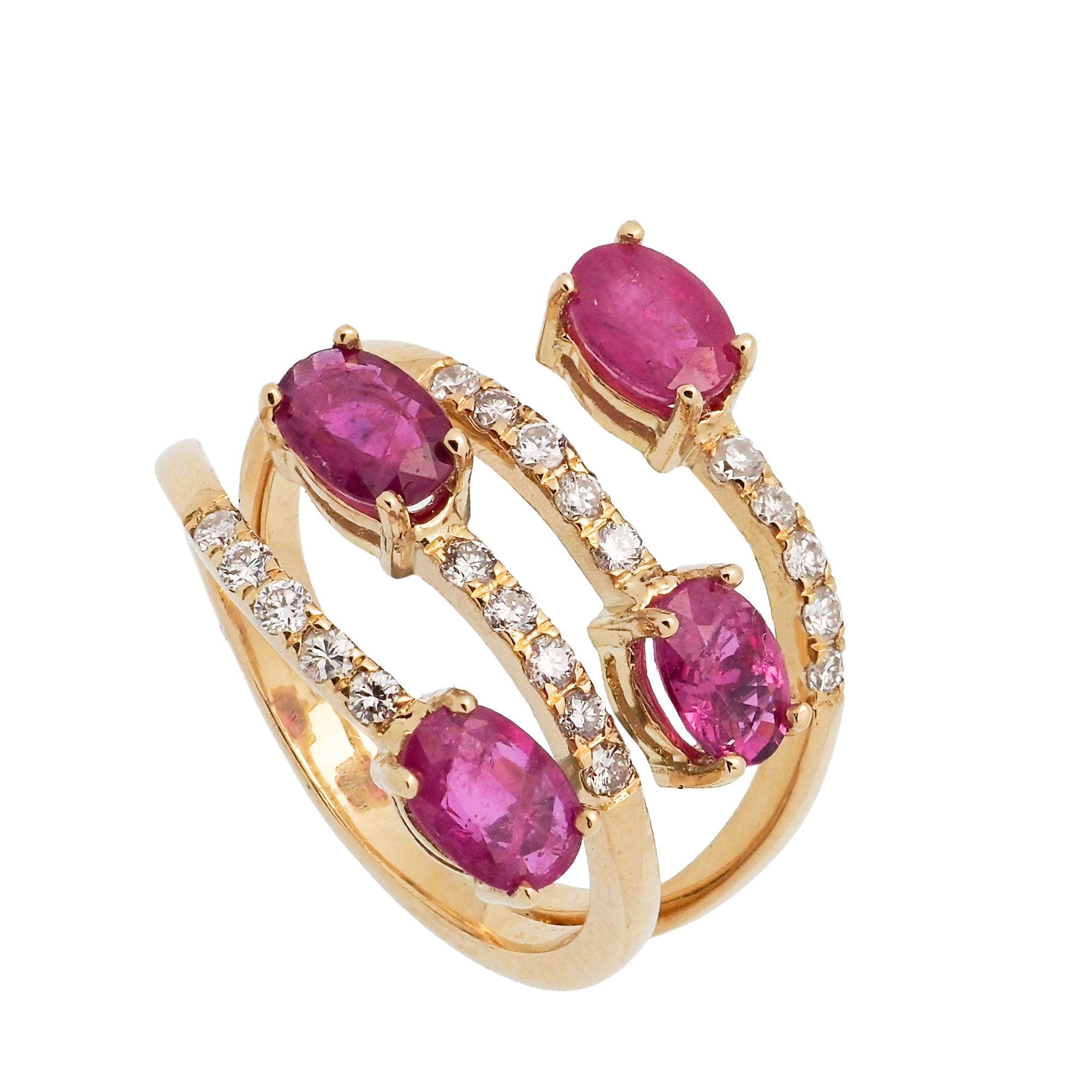 Sortija de brillantes y rubíes