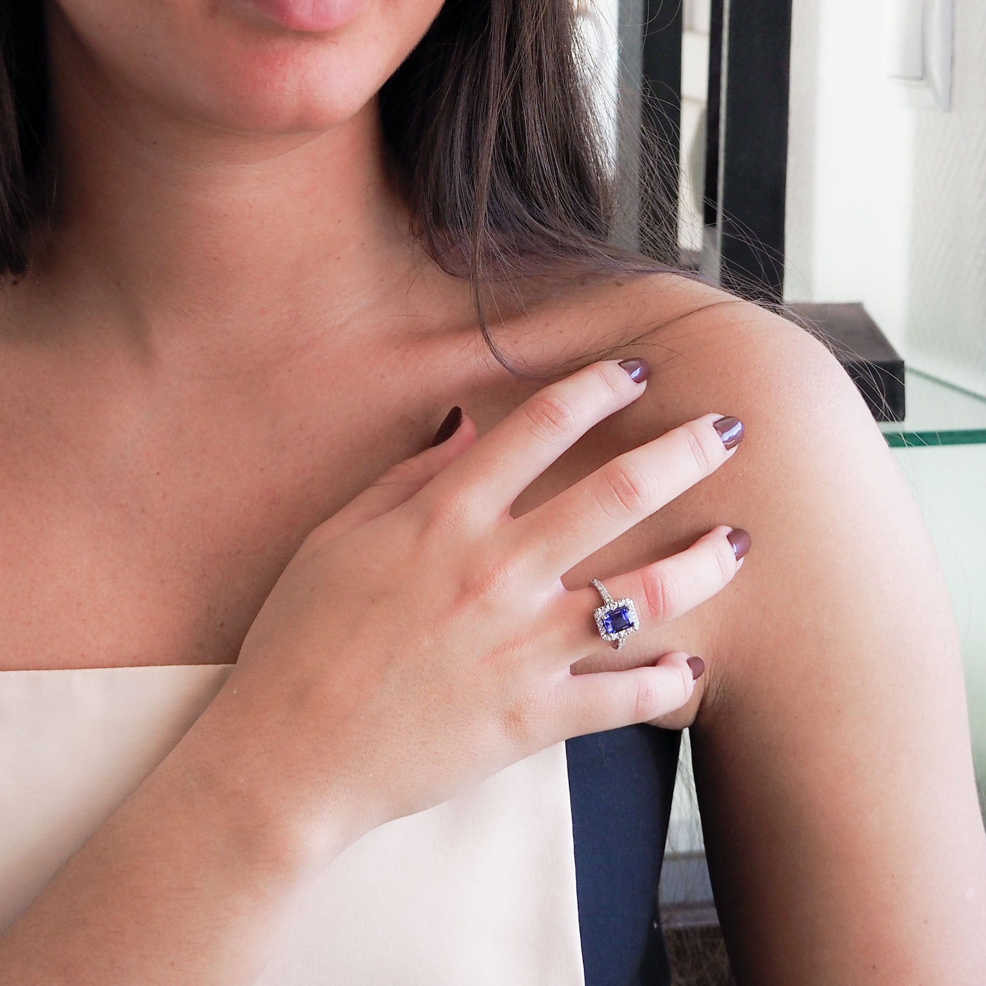 Sortija de brillantes y tanzanita