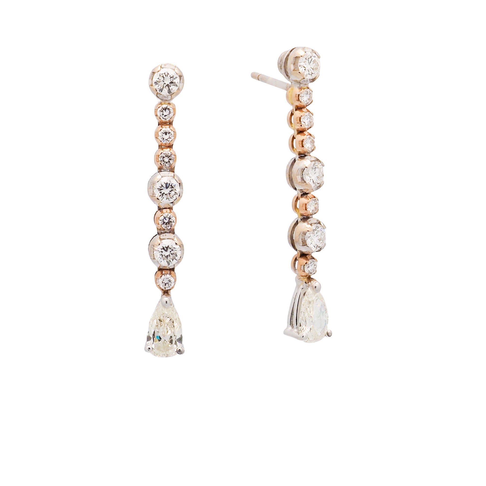 Pendientes largos brillantes y peras