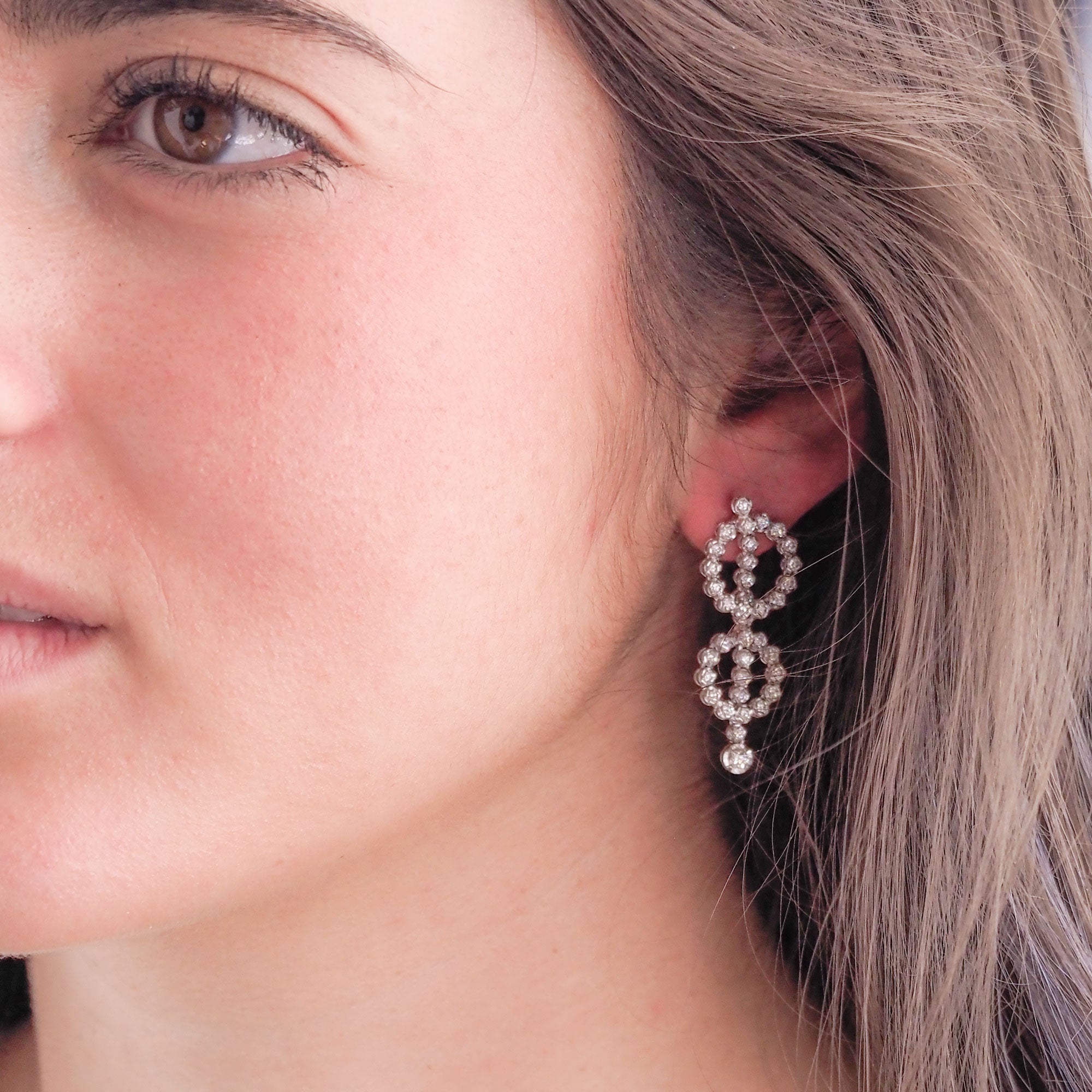 Pendientes largos brillantes