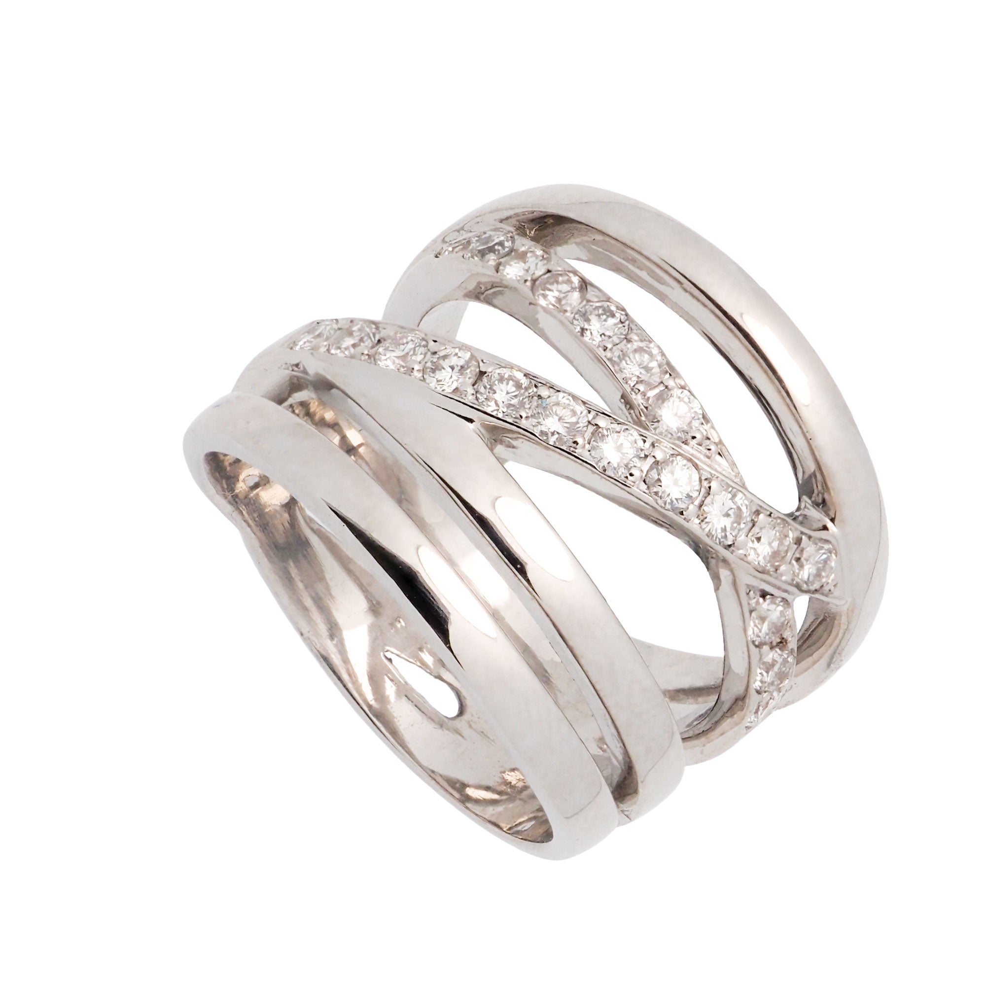 Sortija de oro blanco y brillantes